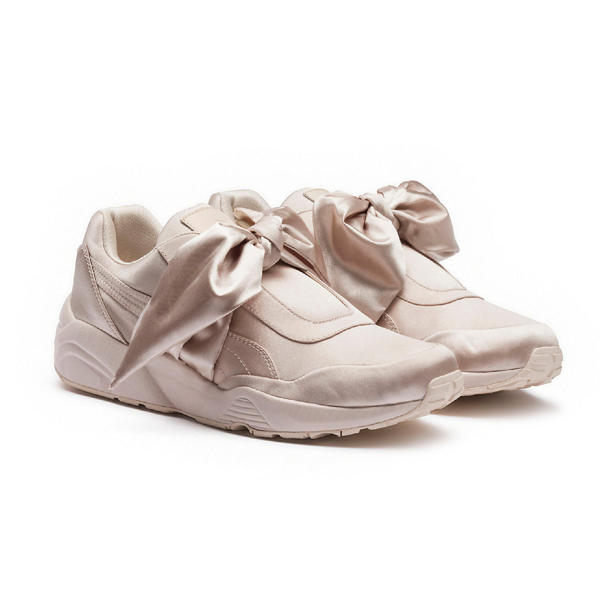 puma sneaker with bow