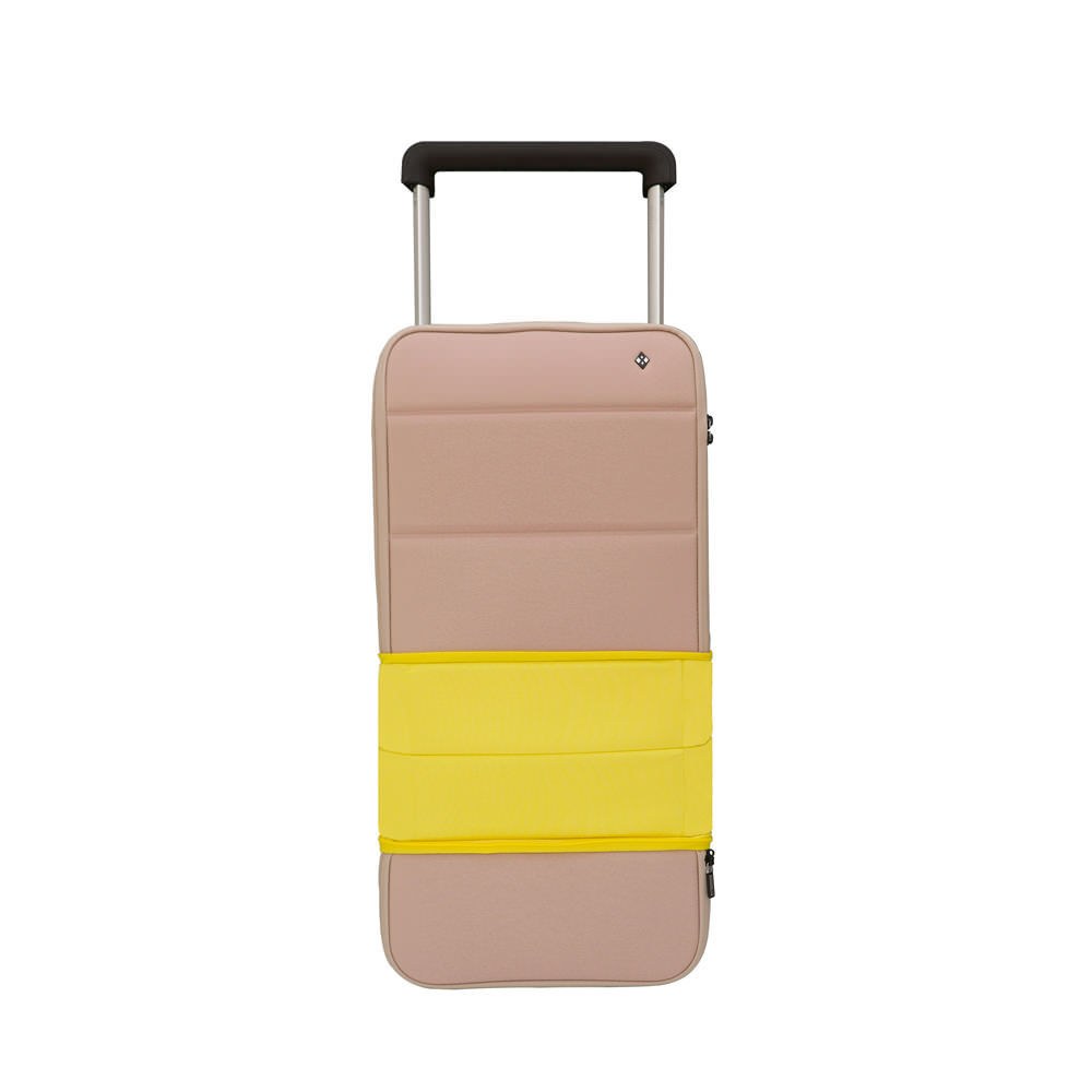 Xtend® Smart CarryOn White OFour