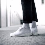 adidas nmd r1 japan triple white womens