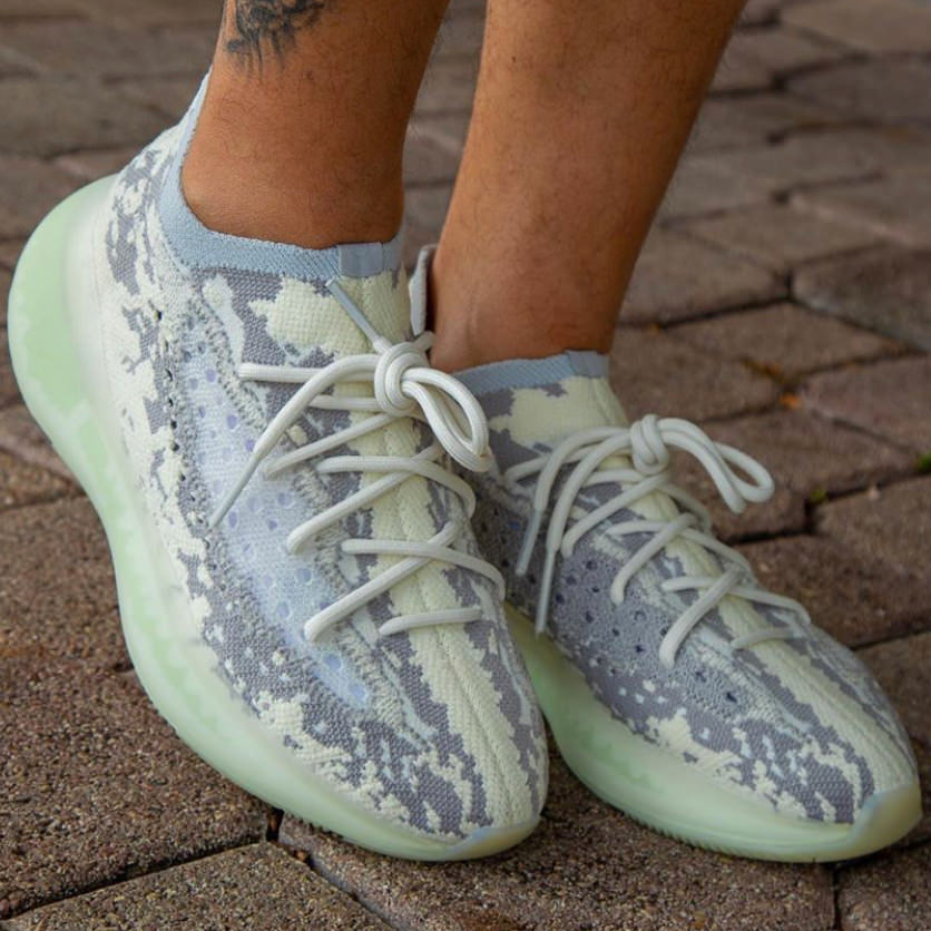 alien yeezy 380