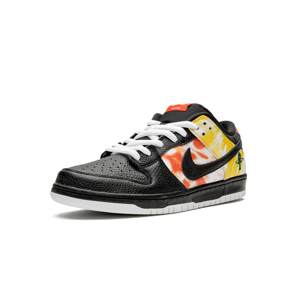 Nike SB Dunk Low Raygun Tie-DyeNike SB Dunk Low Raygun Tie