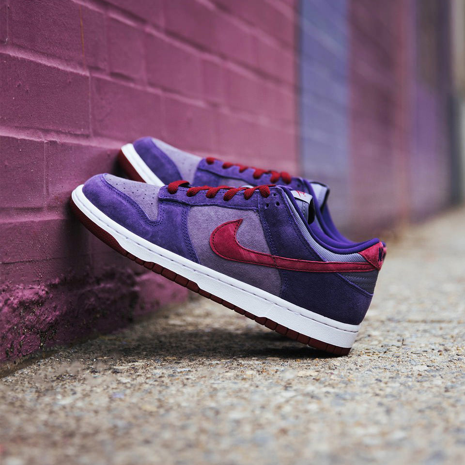 sb dunk plum