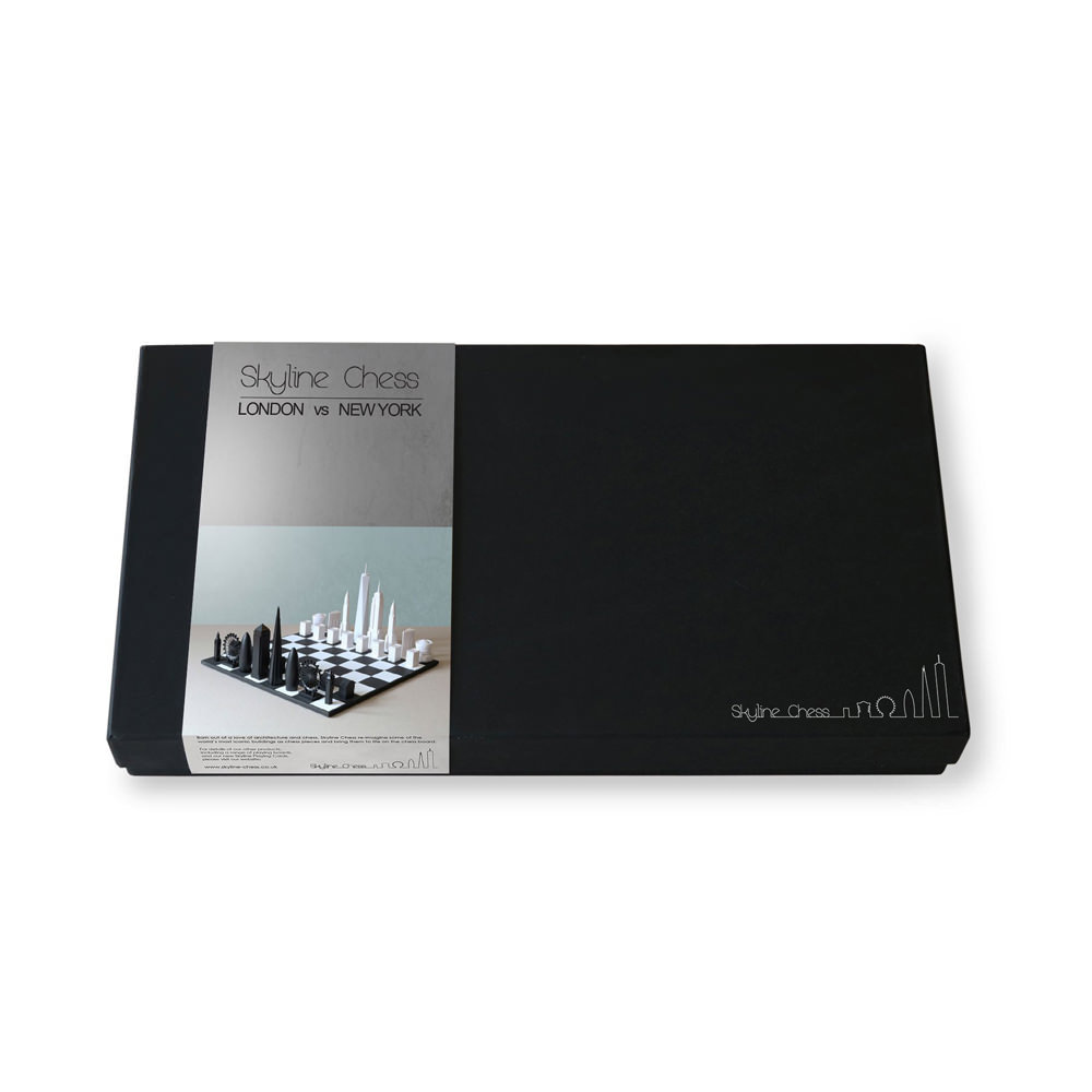 Skyline chess set new york vs london special editionskyline chess set