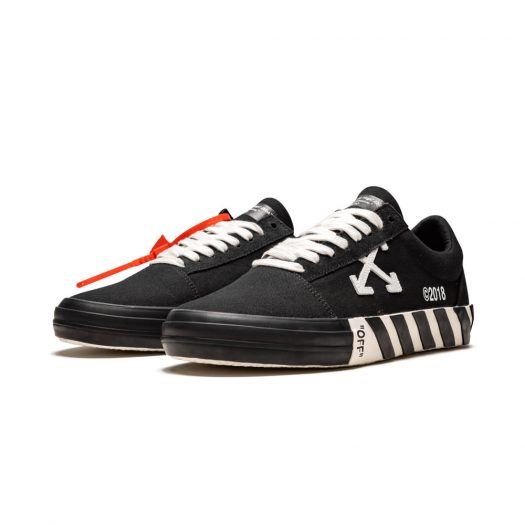 OFF-WHITE Vulc Low Black (Updated Stripes)