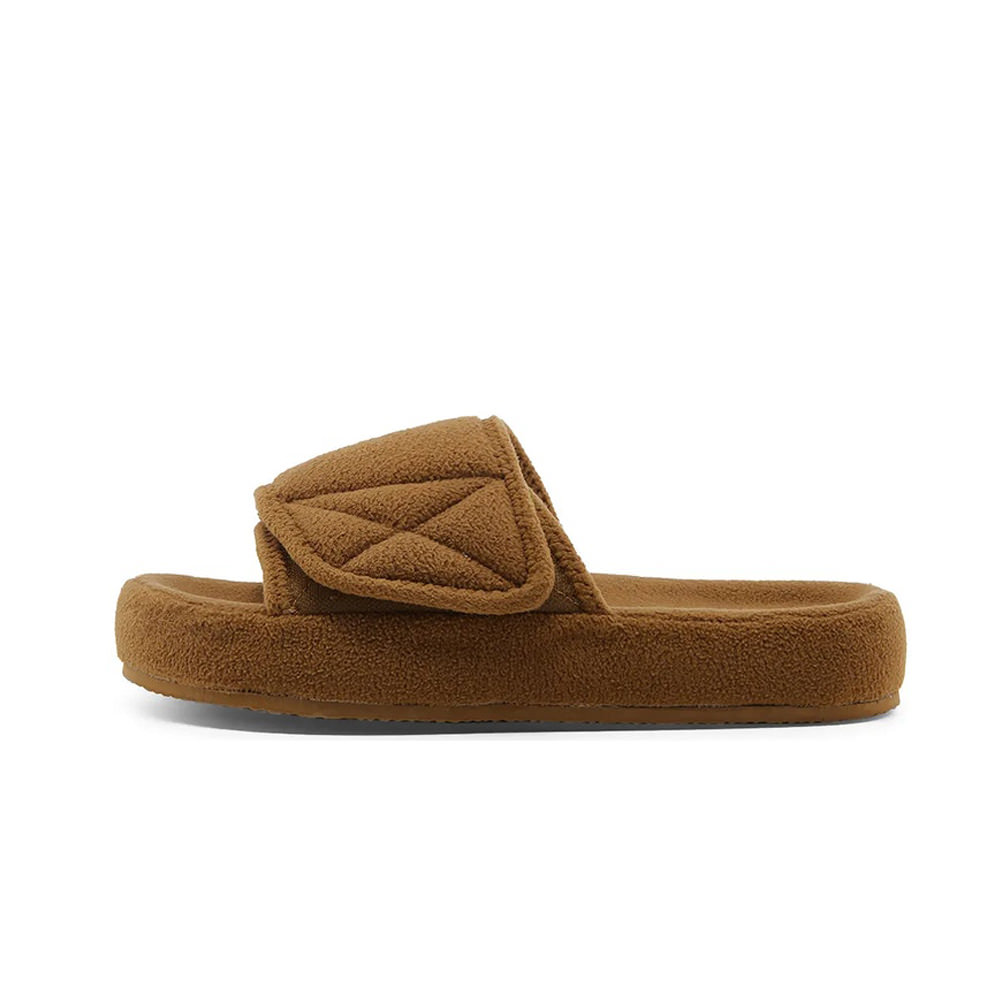 yeezy fleece slide