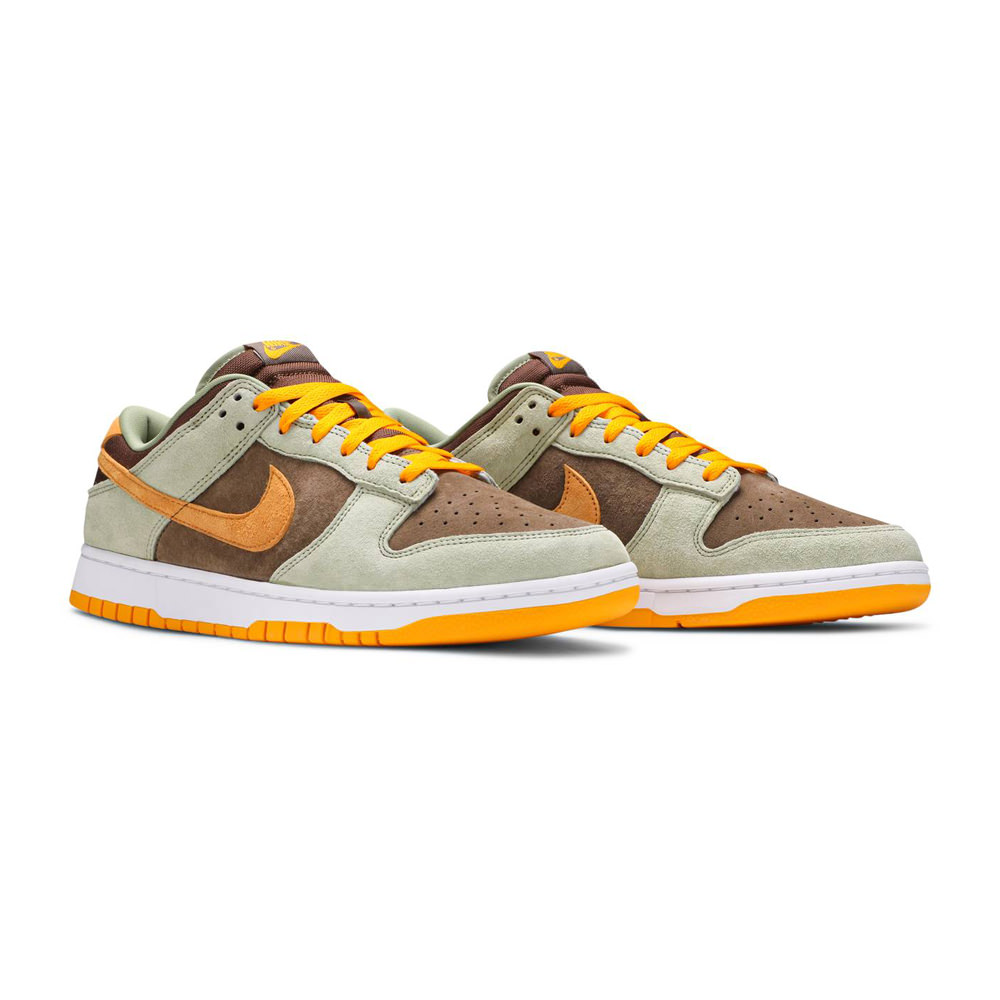 Nike Dunk Low Dusty OliveNike Dunk Low Dusty Olive - OFour