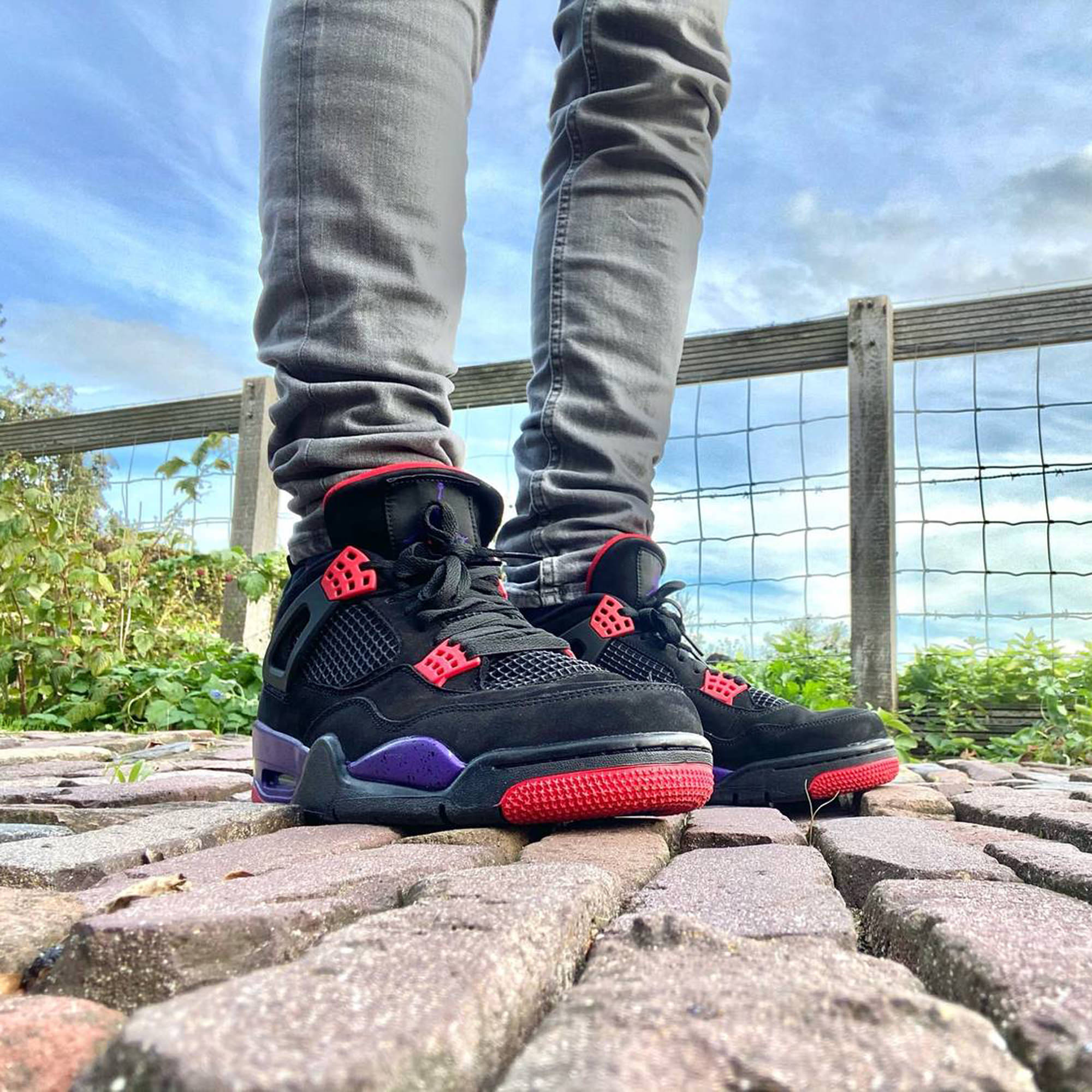 jordan 4 retro drake