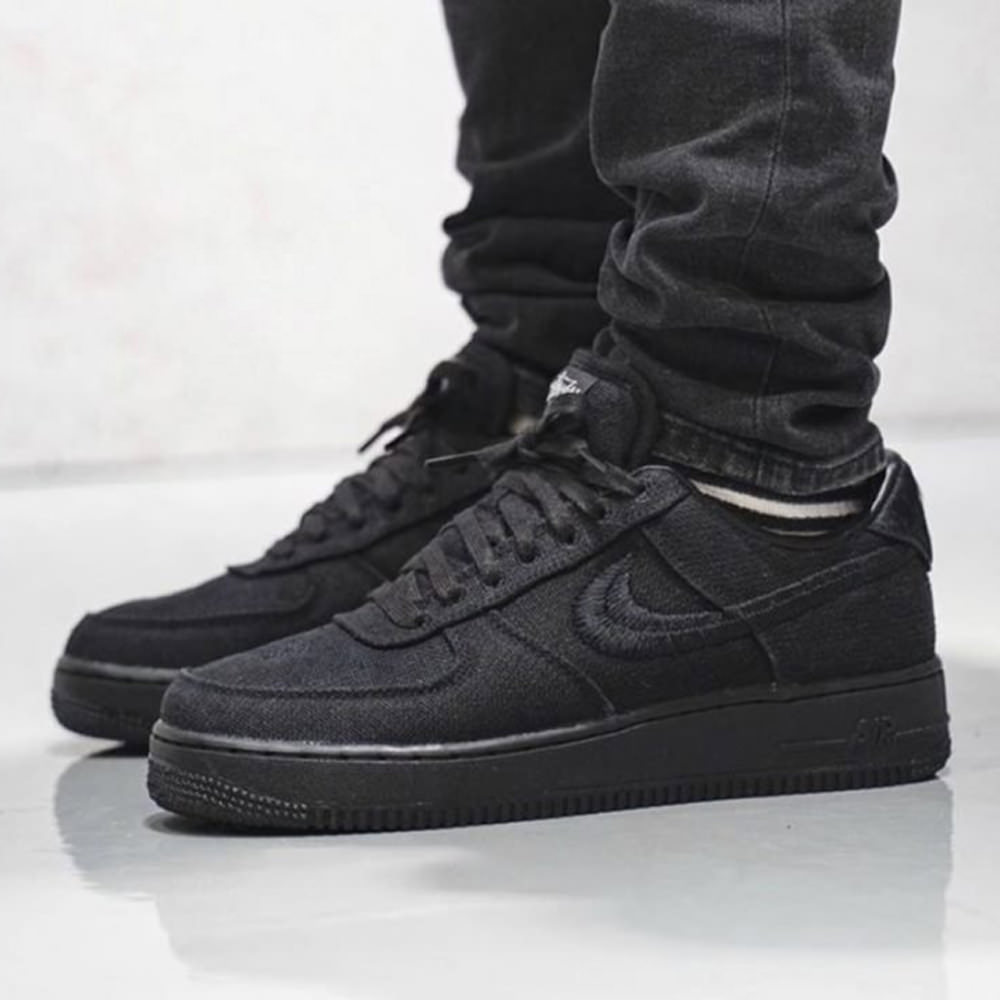 メンズStussy × NIKE AIR FORCE 1 LOW BLACK - スニーカー