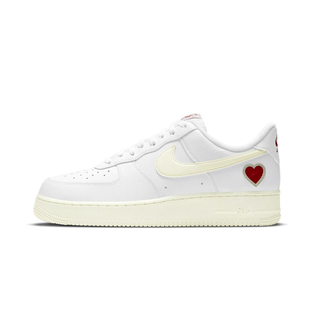 nike air force 1 valentine's day 2021 women's