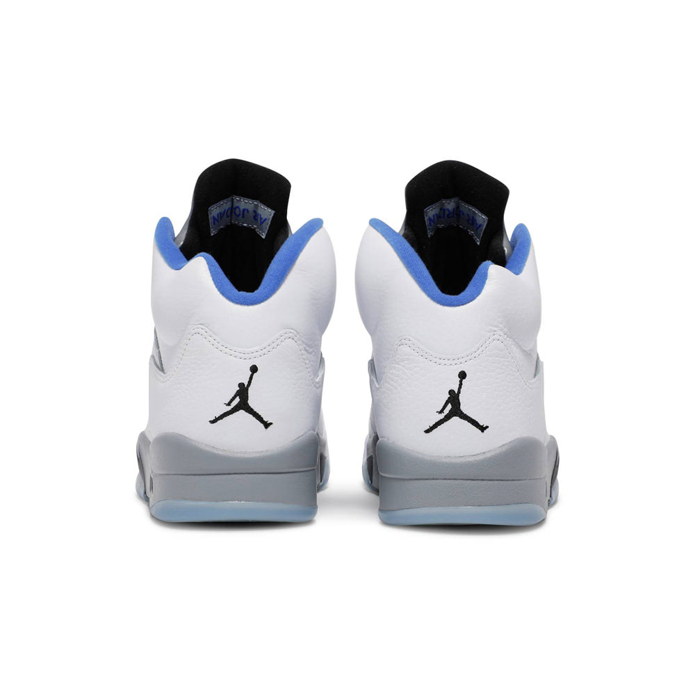 Jordan 5 Retro White Stealth (2021)Jordan 5 Retro White Stealth