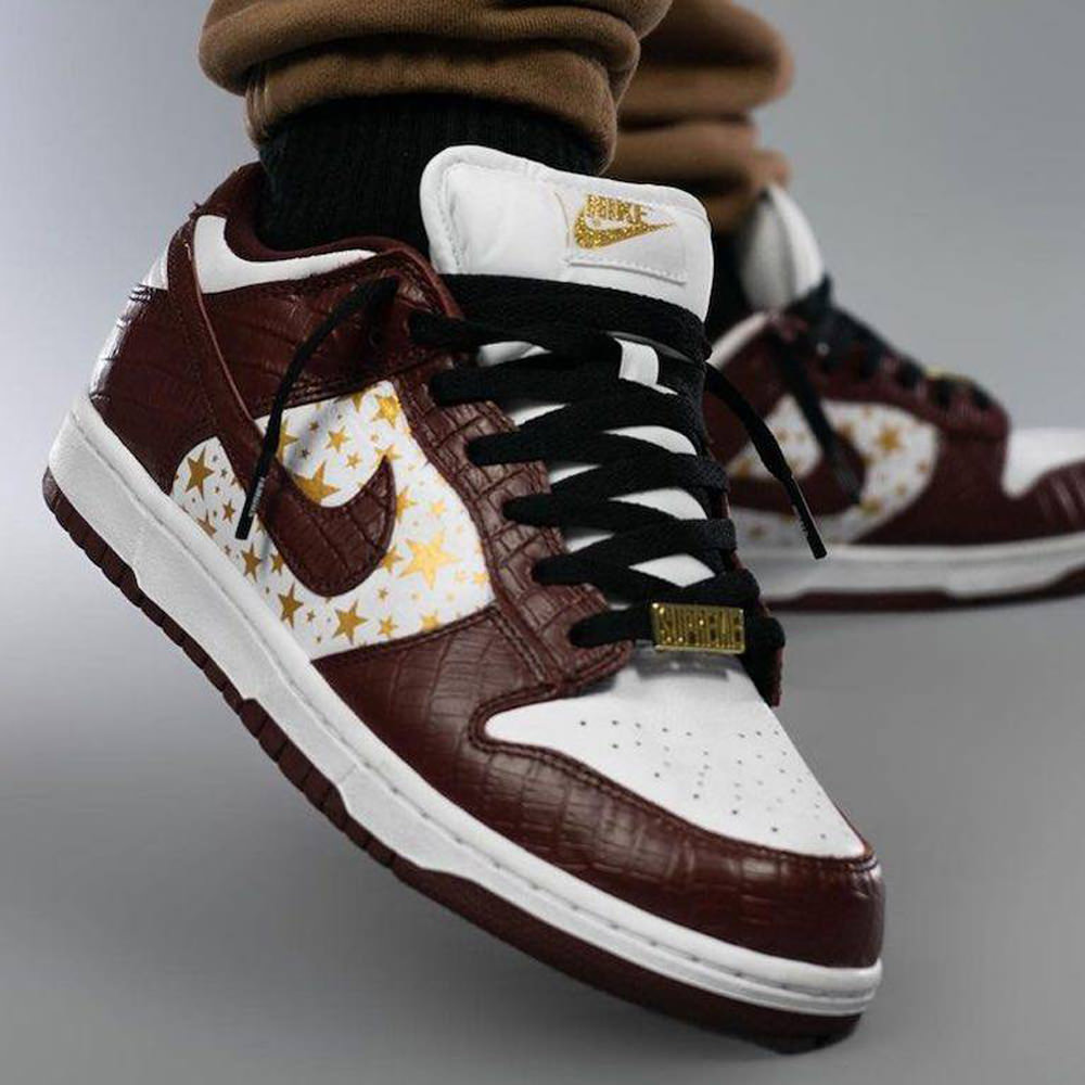 nike sb dunk low supreme barkroot brown
