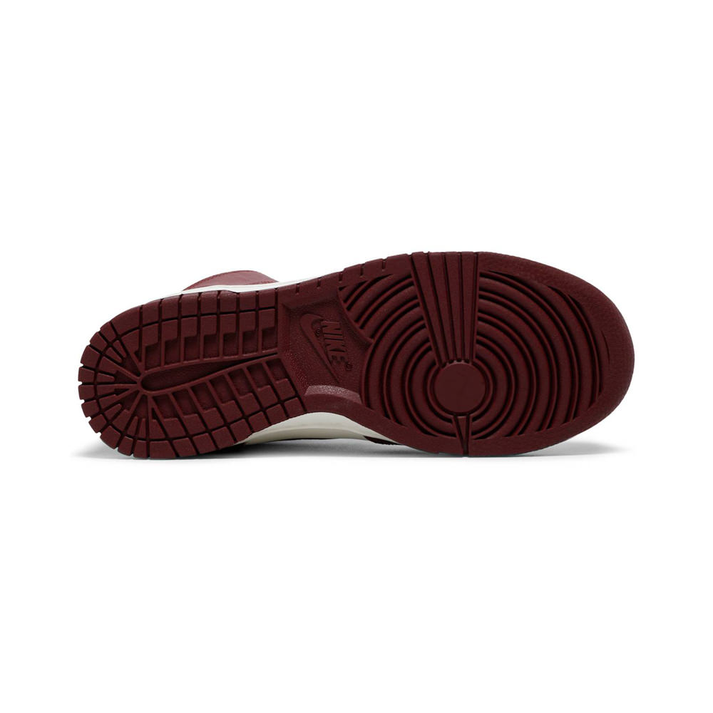 sail team red dunk