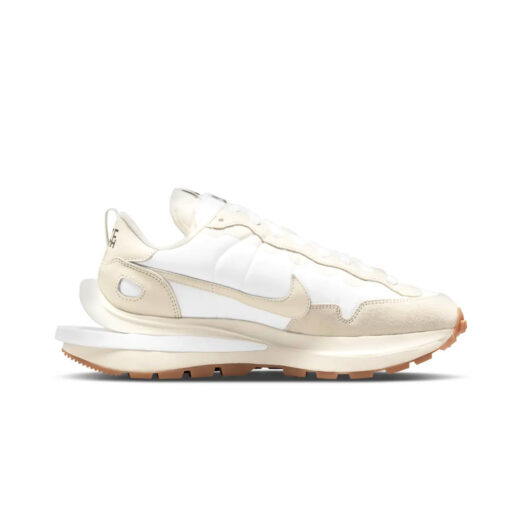 Nike Vaporwaffle sacai Sail Gum