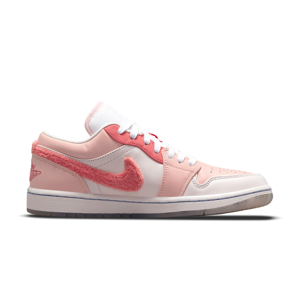 nike mighty swooshers pink