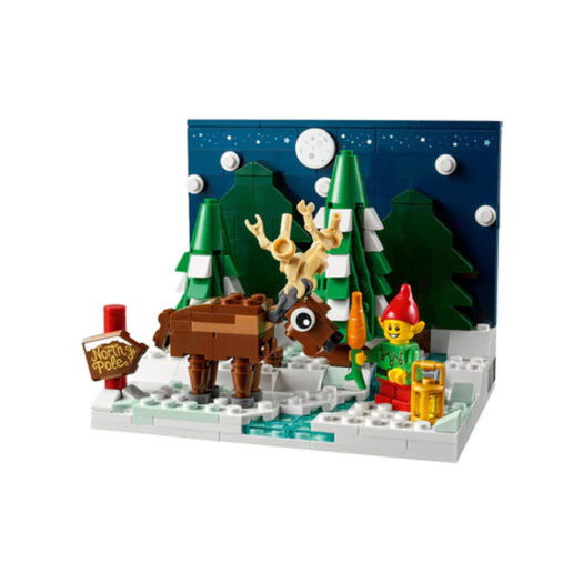 LEGO Santa’s Front Yard Set 40484