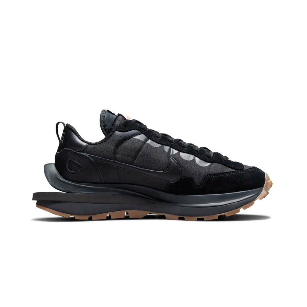 sacai vaporwaffle black gum