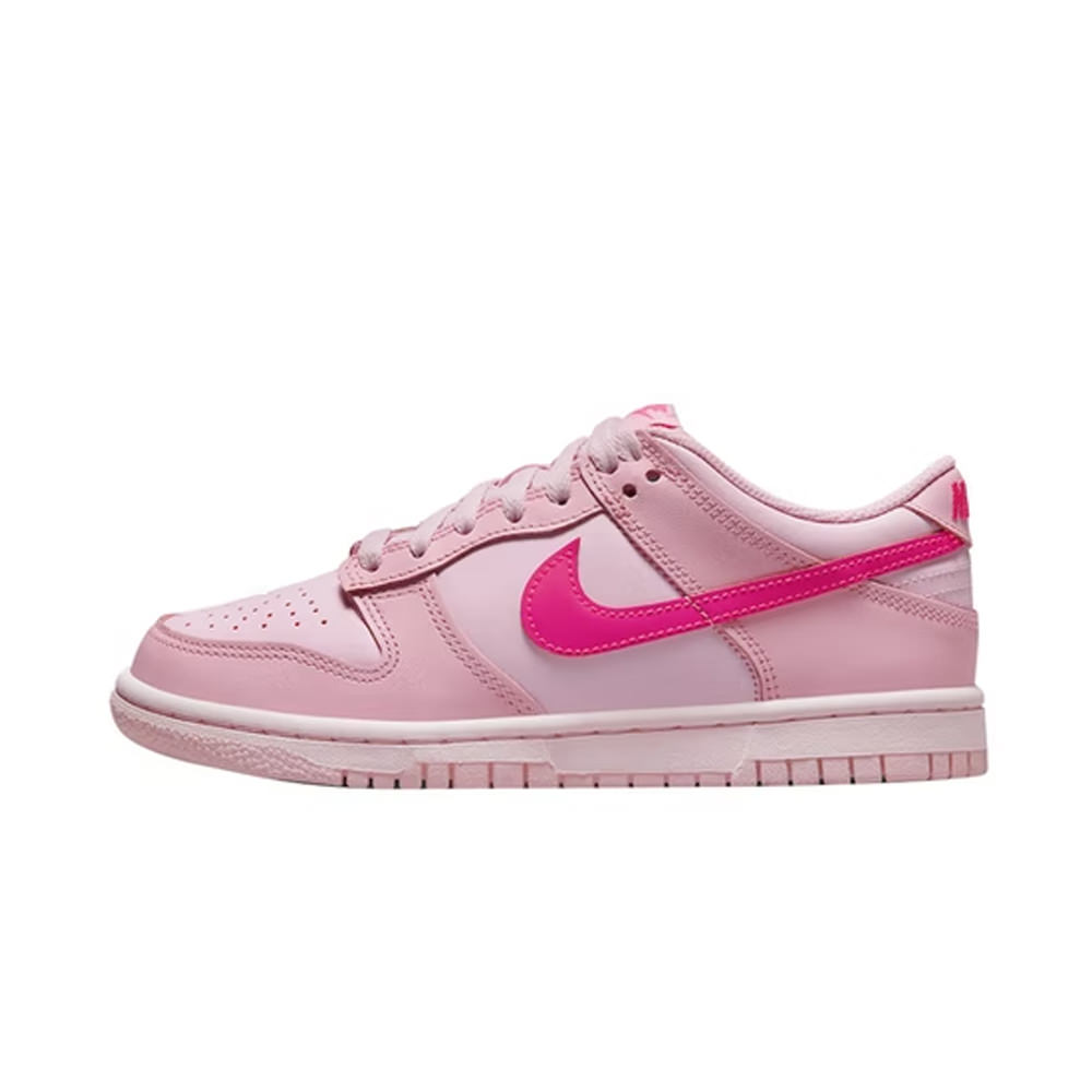 Nike Dunk Low Triple Pink (GS)Nike Dunk Low Triple Pink (GS) - OFour