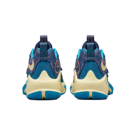 Nike Zoom Freak 3 Valentine’s Day