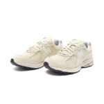 New Balance 2002R Bone Light Aluminum