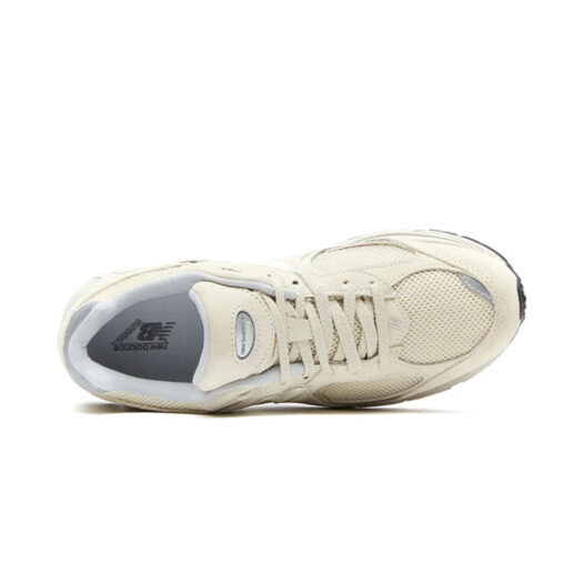 New Balance 2002R Bone Light Aluminum