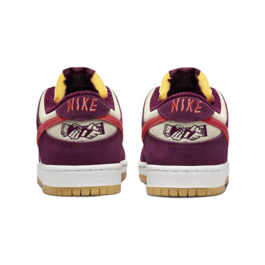 Nike SB Dunk Low Skate Like a Girl