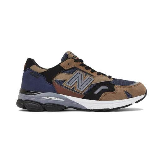New Balance 920 MiUK Navy Beige Black