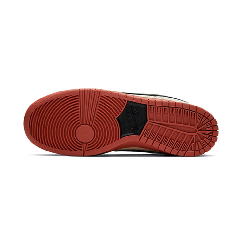 sb dunk low hennessy