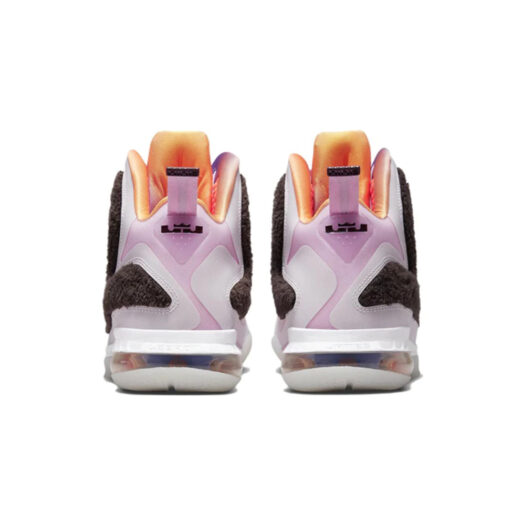 Nike LeBron 9 King of LA (2022)
