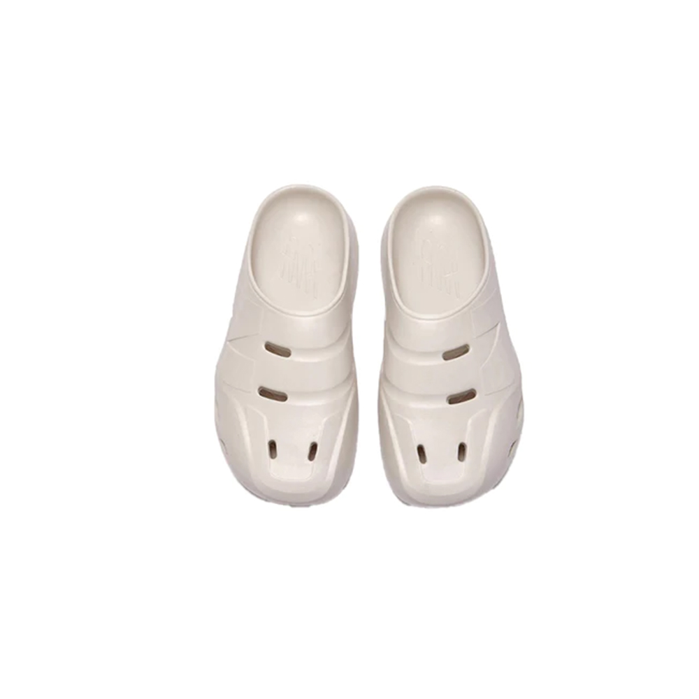 New Balance Clog IvoryNew Balance Clog Ivory - OFour