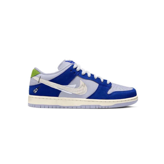 Nike SB Dunk Low Pro Fly Streetwear