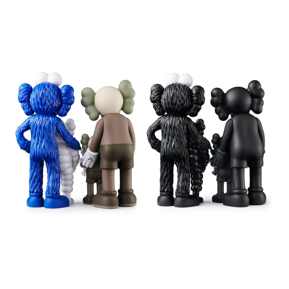 KAWS Family Vinyl Figures Set Brown/White/Blue/BlackKAWS Family Vinyl