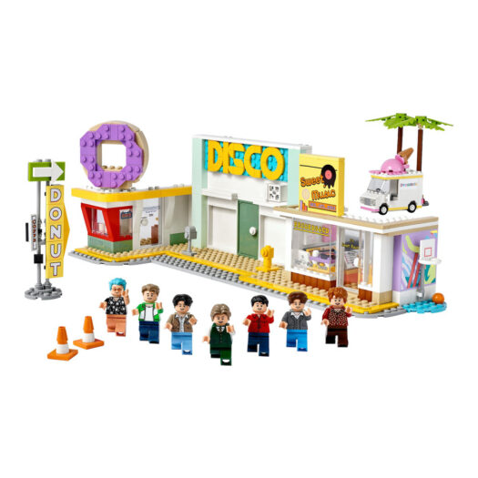 lego-ideas-bts-dynamite-set-21339-2