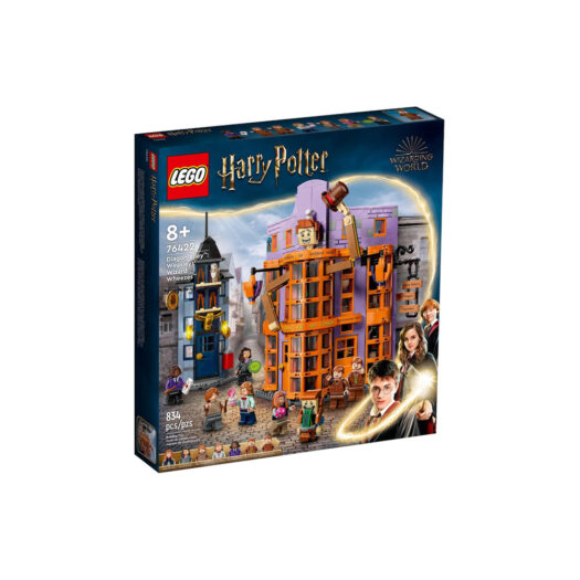 LEGO Harry Potter Diagon Alley Weasleys' Wizard Wheezes Set 76422