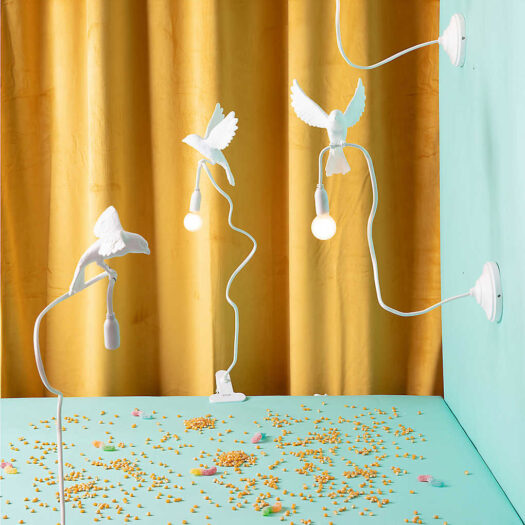 Sparrow Taking Off resin clamp lamp 100cm