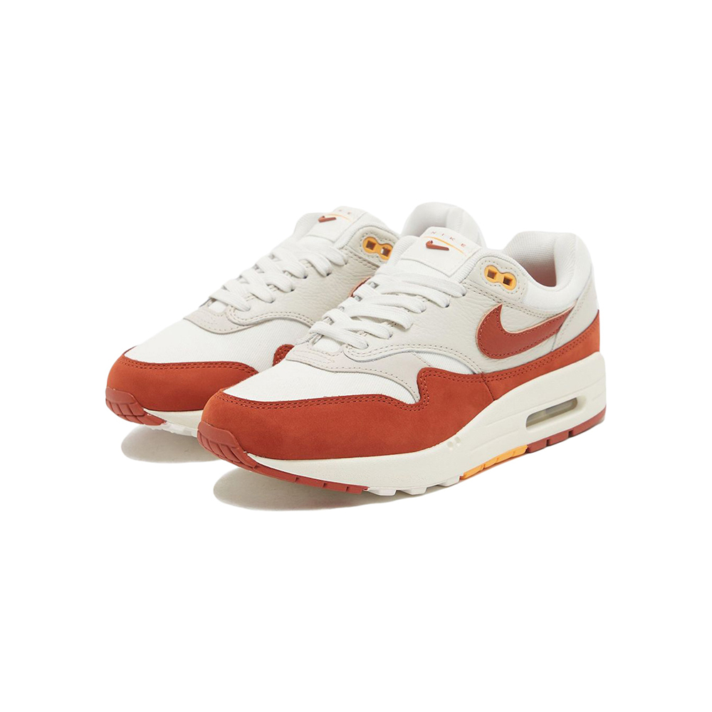 Orange nike 2025 air max 1